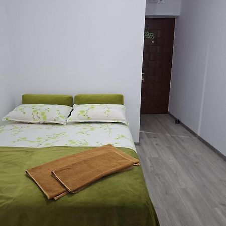 Anna Home Ramnicu Valcea Ngoại thất bức ảnh